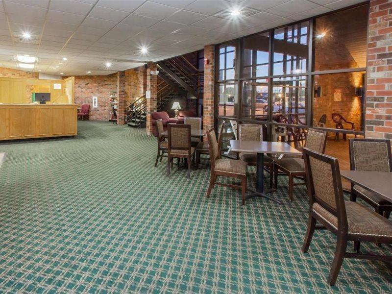Clarion Pointe Bloomington-Normal Near I-55 And University Екстер'єр фото
