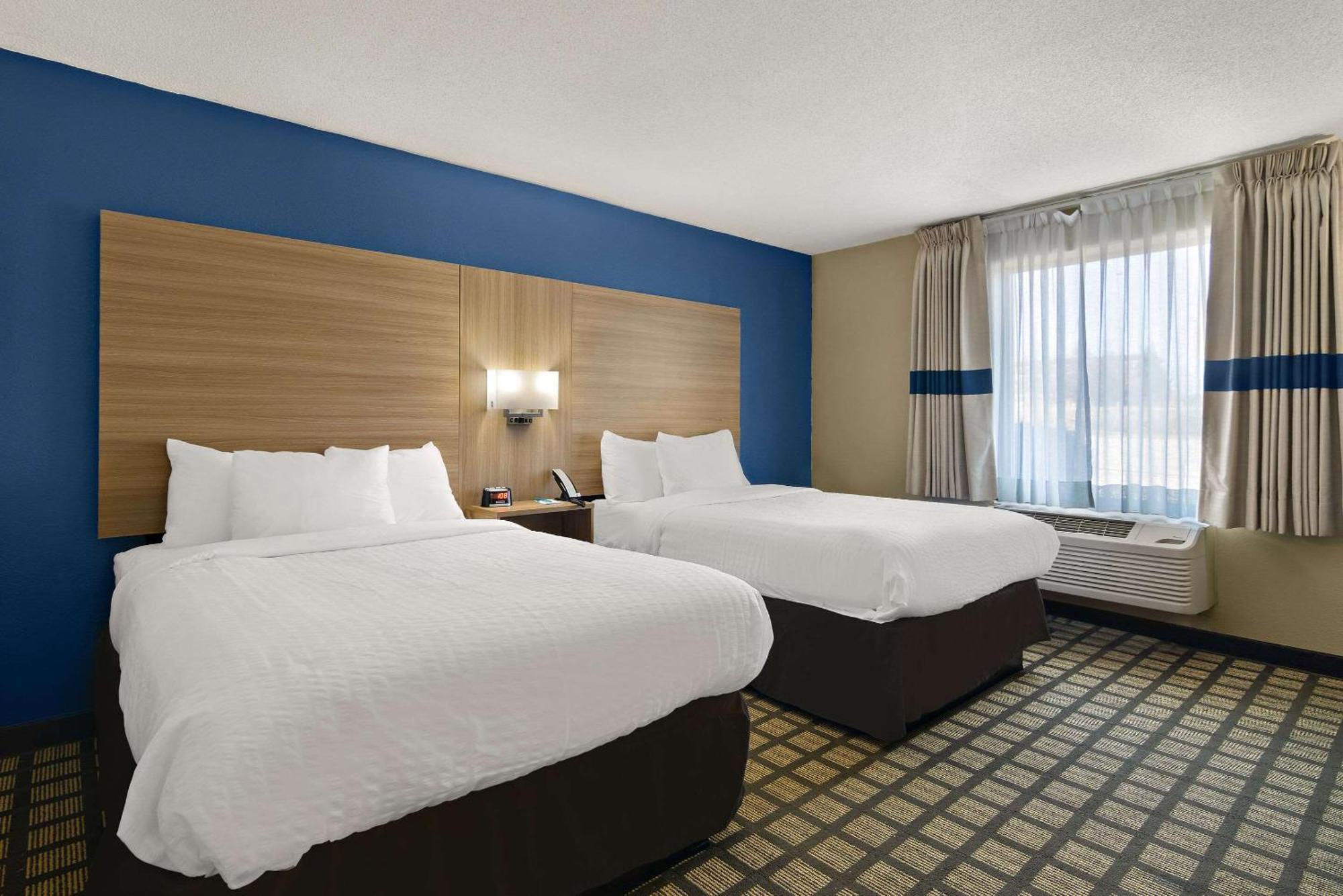 Clarion Pointe Bloomington-Normal Near I-55 And University Екстер'єр фото