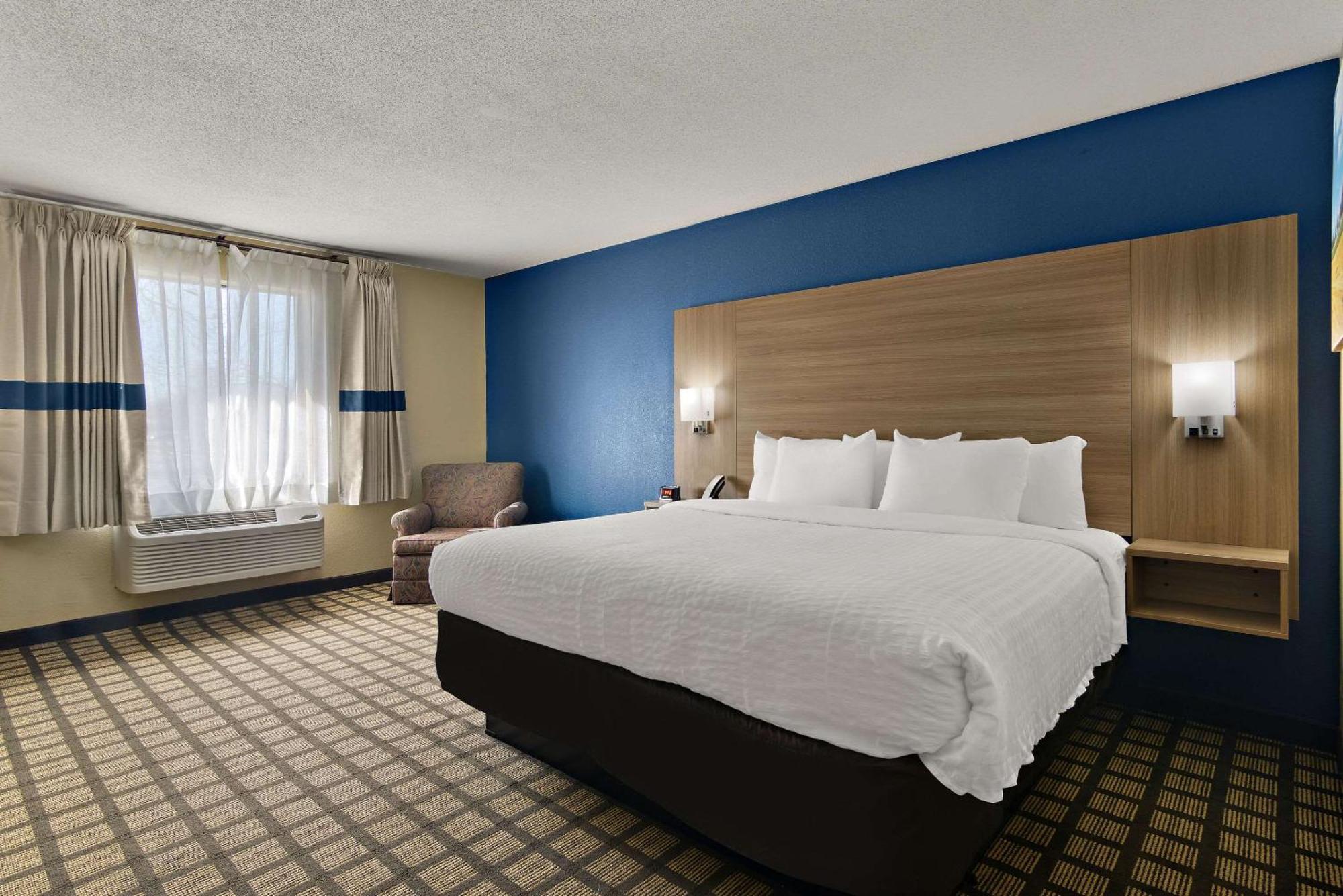 Clarion Pointe Bloomington-Normal Near I-55 And University Екстер'єр фото