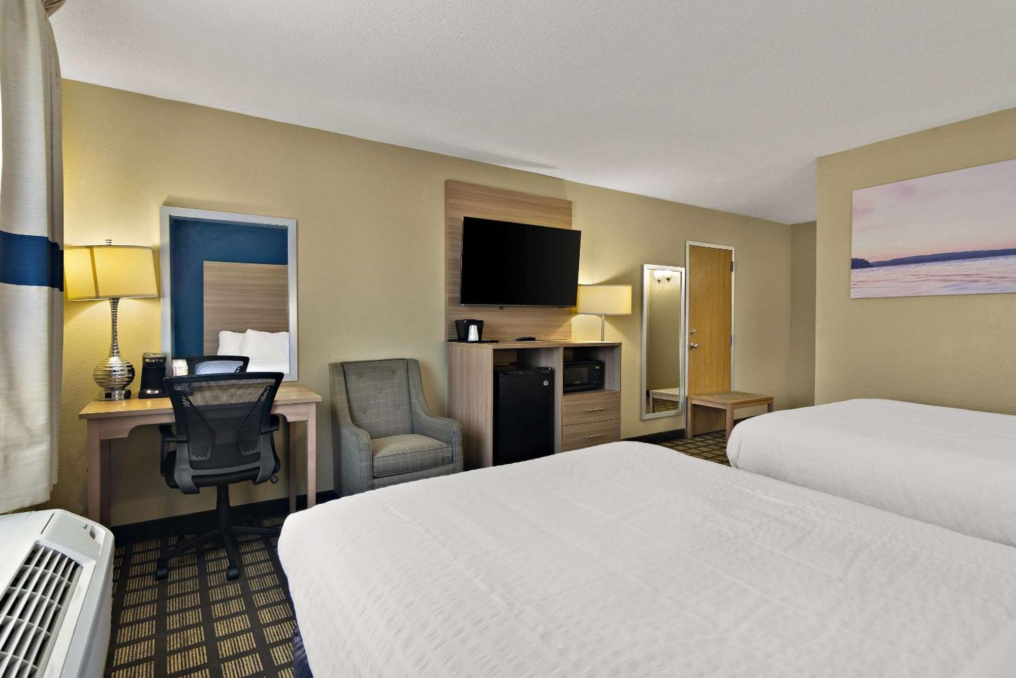 Clarion Pointe Bloomington-Normal Near I-55 And University Екстер'єр фото