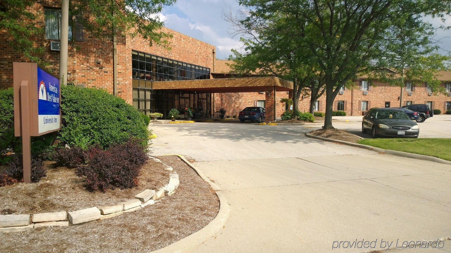 Clarion Pointe Bloomington-Normal Near I-55 And University Екстер'єр фото