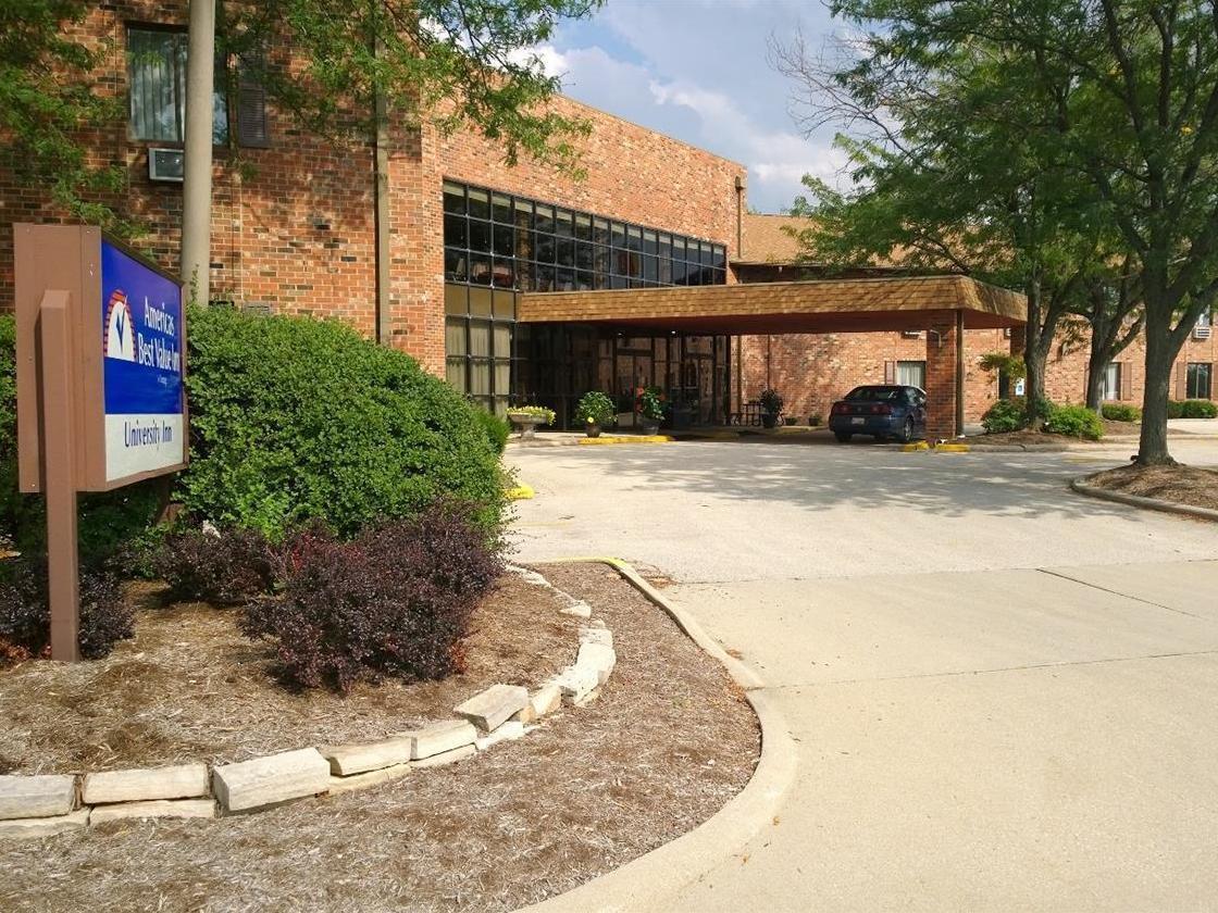 Clarion Pointe Bloomington-Normal Near I-55 And University Екстер'єр фото