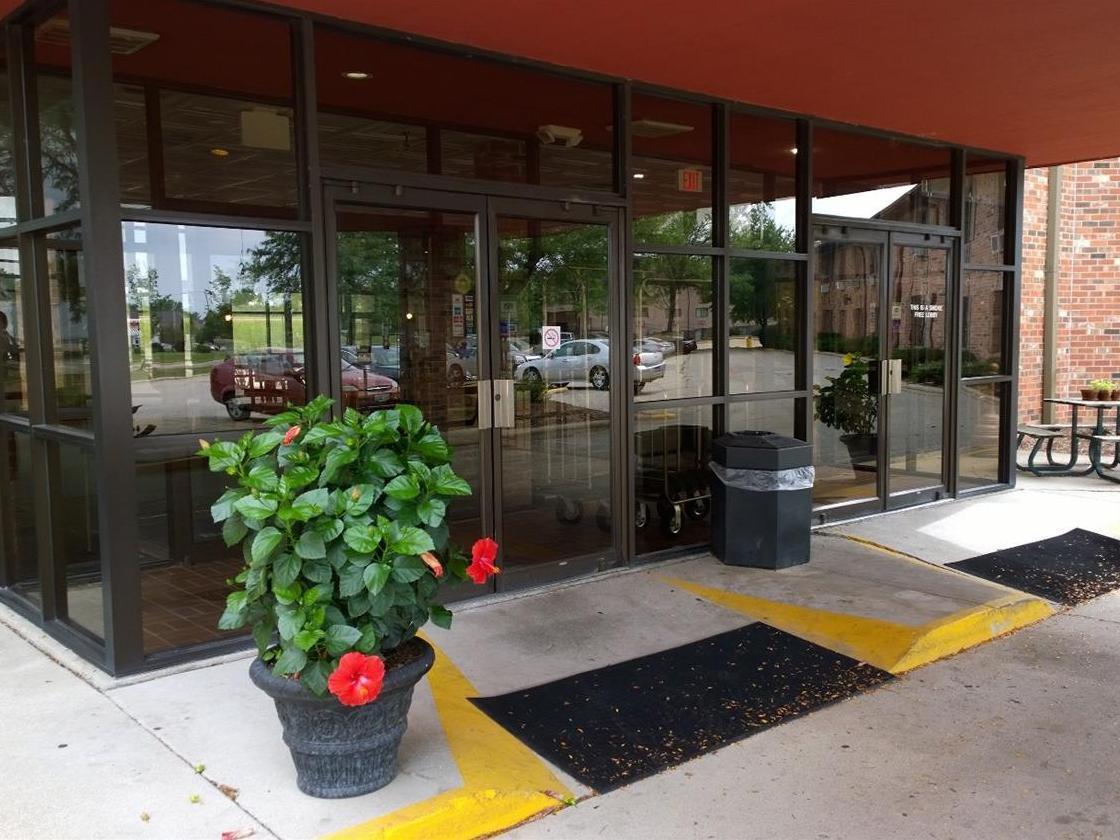 Clarion Pointe Bloomington-Normal Near I-55 And University Екстер'єр фото